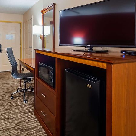 Best Western Executive Inn Marshall Esterno foto