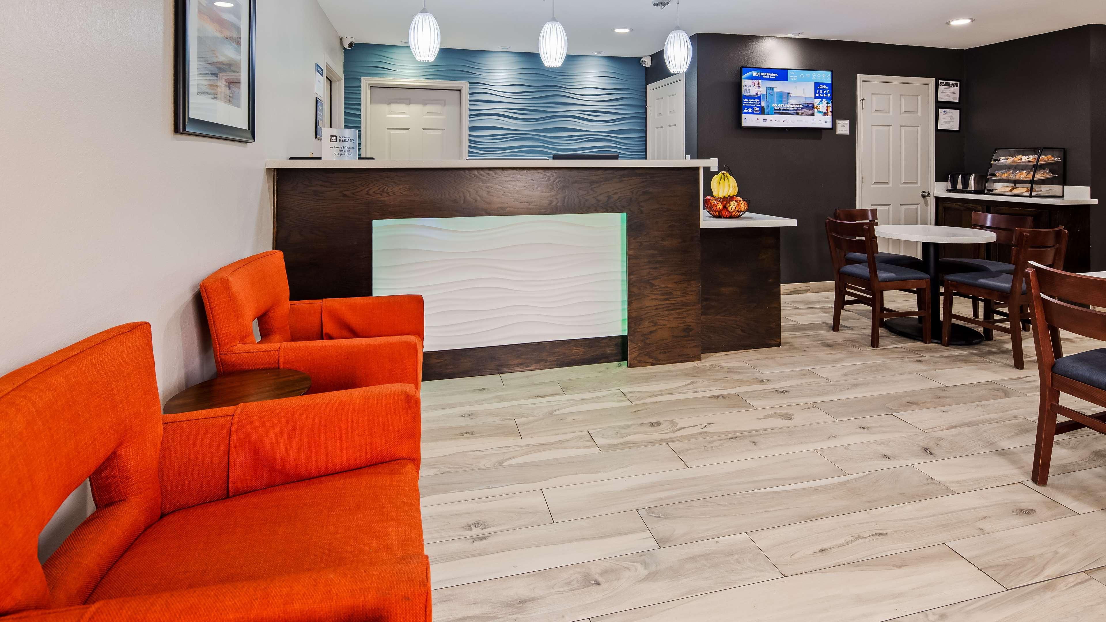 Best Western Executive Inn Marshall Esterno foto